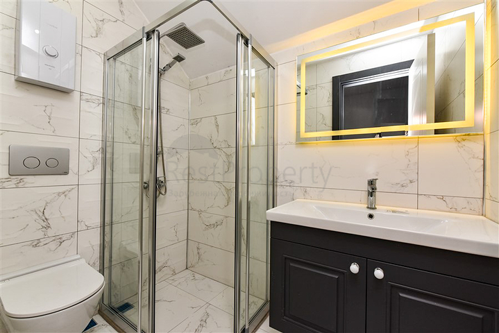 2 + 1 بنتهاوس في منطقة أوبا