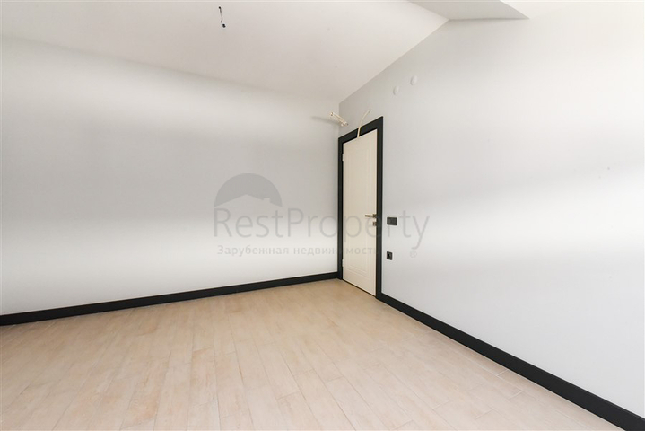 2 + 1 بنتهاوس في منطقة أوبا