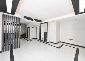 2 + 1 بنتهاوس في منطقة أوبا