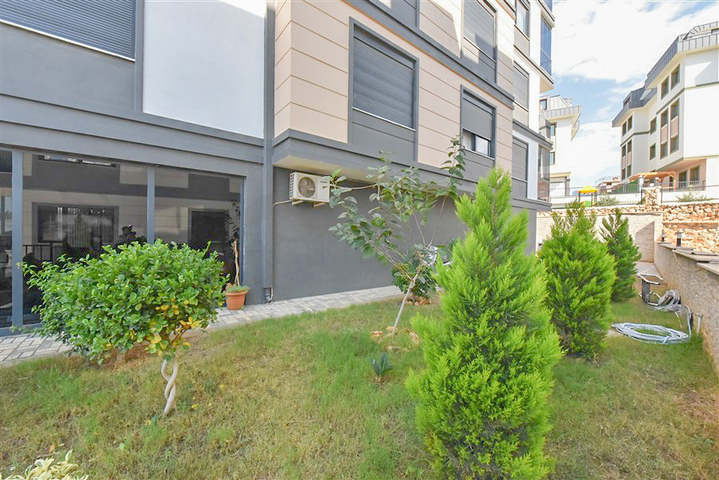 شقة غير مكلفة 2 + 1 في مجمع جديد في منطقة أوبا