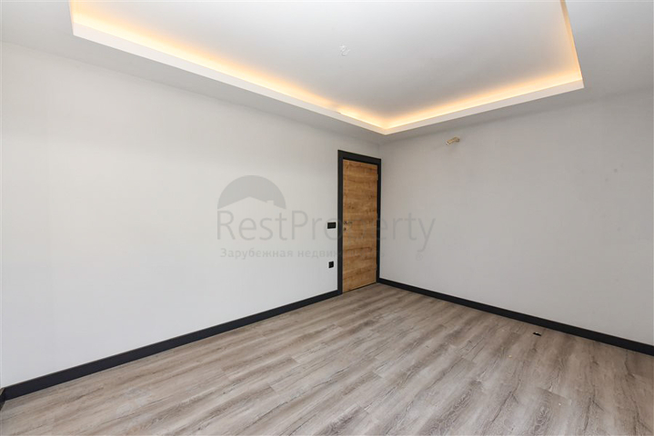 شقة غير مكلفة 2 + 1 في مجمع جديد في منطقة أوبا