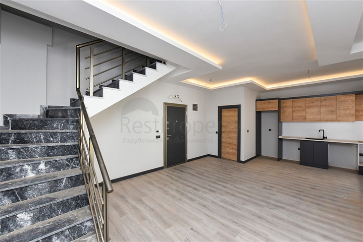 شقة غير مكلفة 2 + 1 في مجمع جديد في منطقة أوبا