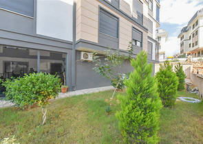 شقة غير مكلفة 2 + 1 في مجمع جديد في منطقة أوبا