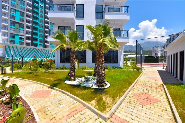 شقة 1+1 مطلة على الجبل والبحر في منطقة محمودلار شقة 1+1 مطلة على الجبل والبحر في منطقة محمودلار