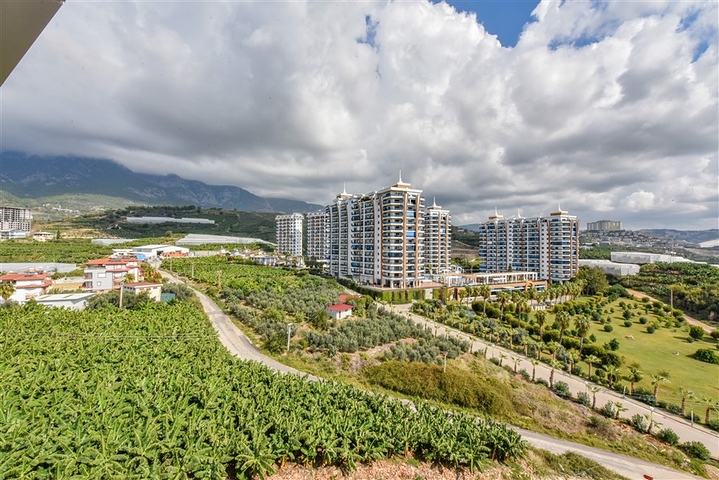 شقة 1+1 مطلة على الجبل والبحر في منطقة محمودلار شقة 1+1 مطلة على الجبل والبحر في منطقة محمودلار