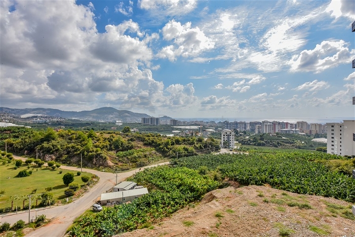 شقة 1+1 مطلة على الجبل والبحر في منطقة محمودلار شقة 1+1 مطلة على الجبل والبحر في منطقة محمودلار