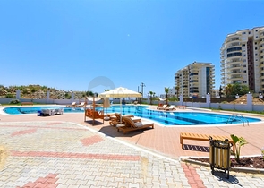 شقة 1+1 مطلة على الجبل والبحر في منطقة محمودلار شقة 1+1 مطلة على الجبل والبحر في منطقة محمودلار