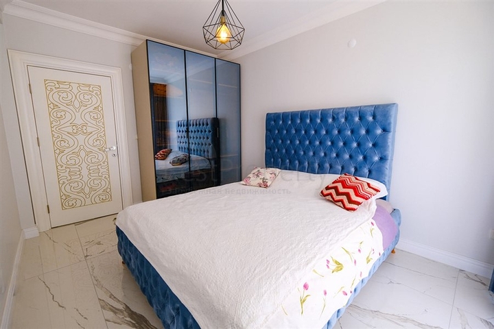 شقة فسيحة مفروشة في مجمع مع إطلالات على البحر والجبل شقة فسيحة مفروشة في مجمع مع إطلالات على البحر والجبل