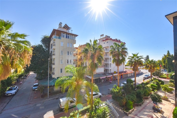 شقة 3+1 في مجمع على السطر الأول شقة 3+1 في مجمع على السطر الأول