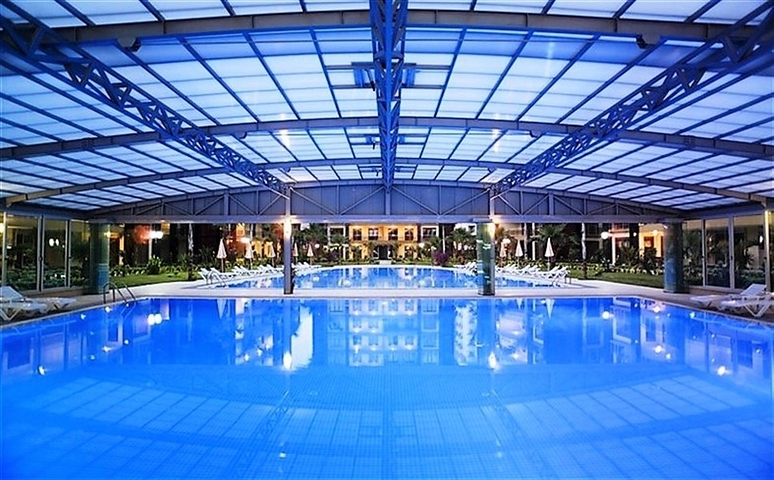 شقة 3+1 في مجمع على السطر الأول شقة 3+1 في مجمع على السطر الأول