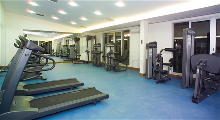 شقة 3+1 في مجمع على السطر الأول شقة 3+1 في مجمع على السطر الأول