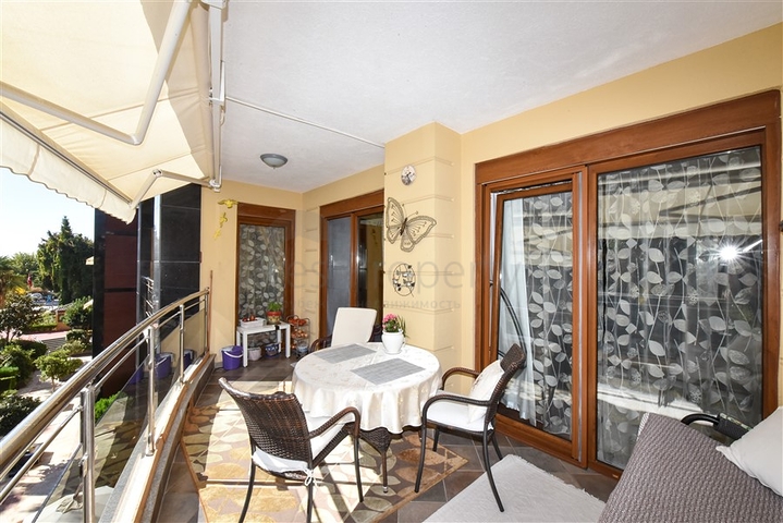 شقة 3+1 في مجمع على السطر الأول شقة 3+1 في مجمع على السطر الأول