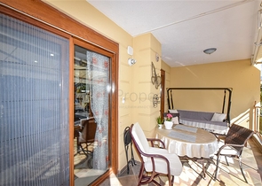 شقة 3+1 في مجمع على السطر الأول شقة 3+1 في مجمع على السطر الأول