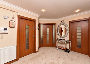 شقة 3+1 في مجمع على السطر الأول شقة 3+1 في مجمع على السطر الأول