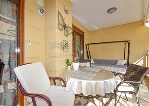 شقة 3+1 في مجمع على السطر الأول شقة 3+1 في مجمع على السطر الأول