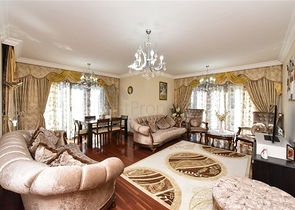 شقة 3+1 في مجمع على السطر الأول شقة 3+1 في مجمع على السطر الأول