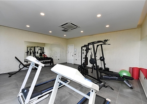 شقة 2 + 1 على الخط الأول في حي كيستل