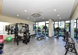 شقة 2 + 1 على الخط الأول في حي كيستل