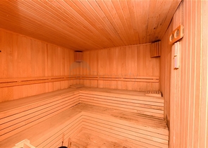 شقة 2 + 1 على الخط الأول في حي كيستل