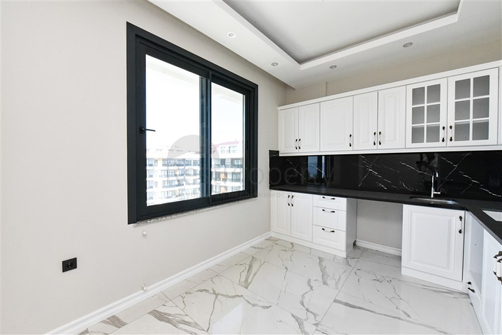 بنتهاوس 3 + 1 مع مطبخ منفصل على الساحل الأول في كيستيل