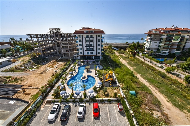 بنتهاوس 3 + 1 مع مطبخ منفصل على الساحل الأول في كيستيل