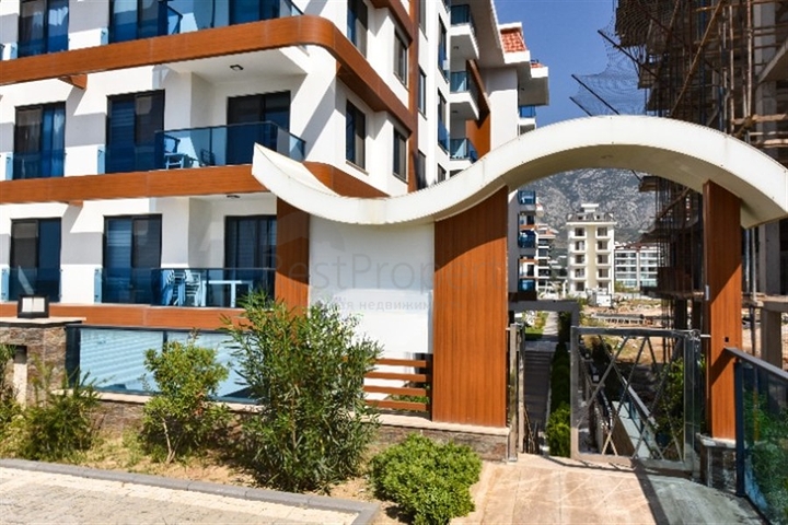 بنتهاوس 3 + 1 مع مطبخ منفصل على الساحل الأول في كيستيل