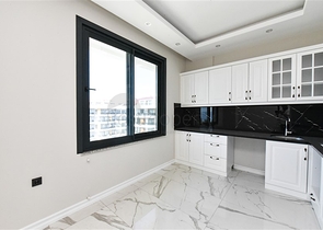 بنتهاوس 3 + 1 مع مطبخ منفصل على الساحل الأول في كيستيل