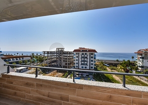 بنتهاوس 3 + 1 مع مطبخ منفصل على الساحل الأول في كيستيل