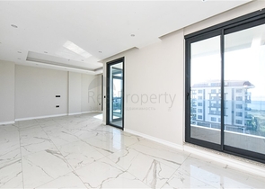 بنتهاوس 3 + 1 مع مطبخ منفصل على الساحل الأول في كيستيل