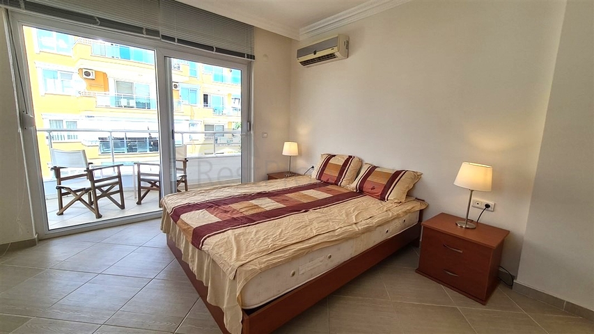 بنتهاوس 4 + 1 مطلة على البحر في وسط ألانيا بنتهاوس 4 + 1 مطلة على البحر في وسط ألانيا