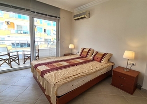 بنتهاوس 4 + 1 مطلة على البحر في وسط ألانيا بنتهاوس 4 + 1 مطلة على البحر في وسط ألانيا