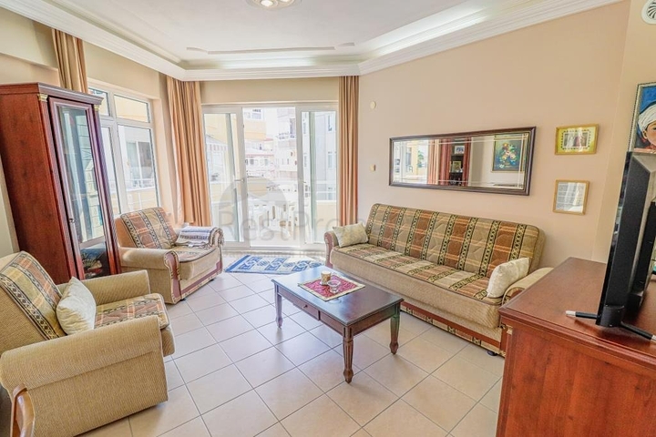 2 + 1 على السطر الأول في محمودلار 2 + 1 على السطر الأول في محمودلار