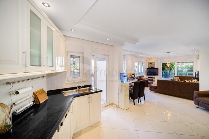 شقة فسيحة 3 + 1 في وسط ألانيا شقة فسيحة 3 + 1 في وسط ألانيا