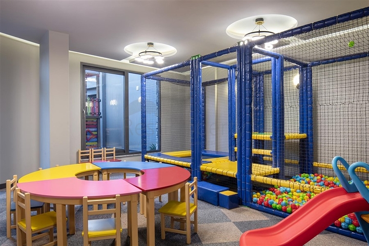 شقة 1+1 على الساحل الأول في كارجيجاك