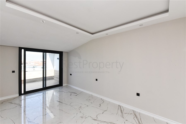  3 + 1 بنتهاوس مطلة على البحر