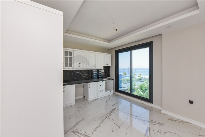  3 + 1 بنتهاوس مطلة على البحر