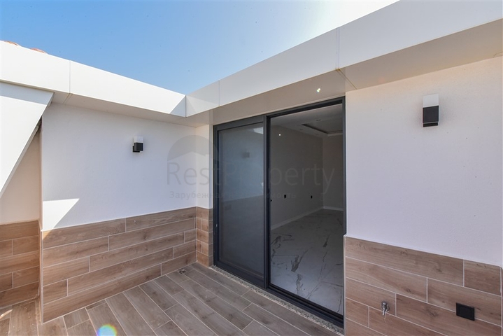  3 + 1 بنتهاوس مطلة على البحر