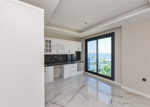  3 + 1 بنتهاوس مطلة على البحر