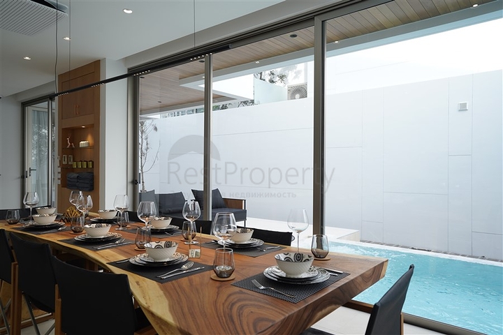 فيلات فاخرة حديثة مع مسبح في فوكيت 