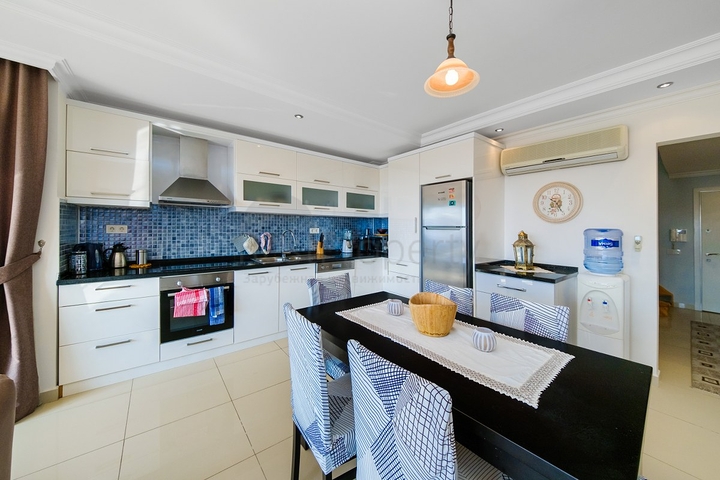 بنتهاوس 4+1 مطل على البحر في سيكجيلي