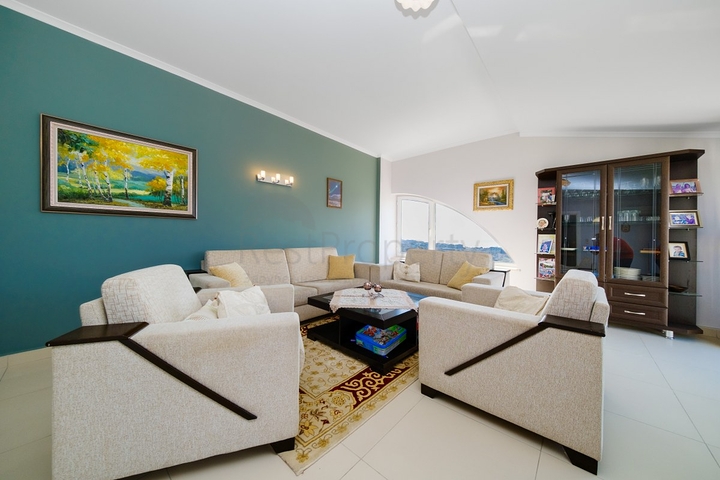 بنتهاوس 4+1 مطل على البحر في سيكجيلي