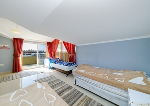 بنتهاوس 4+1 مطل على البحر في سيكجيلي