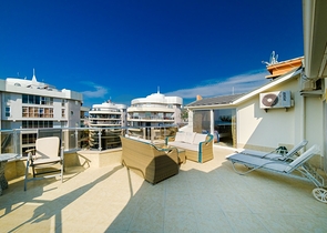 بنتهاوس 4+1 مطل على البحر في سيكجيلي