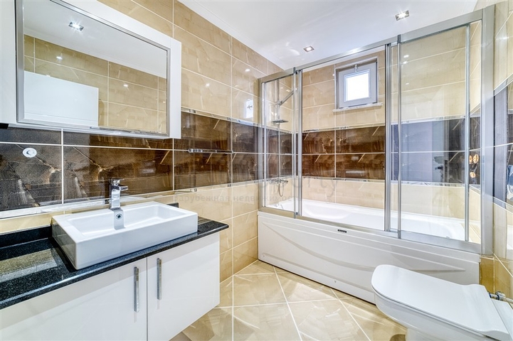 فيلا في منطقة النخبة في ألانيا