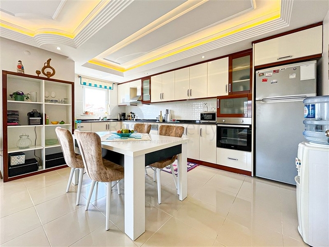 شقة فسيحة مع موقع مناسب في منطقة أوبا شقة فسيحة مع موقع مناسب في منطقة أوبا