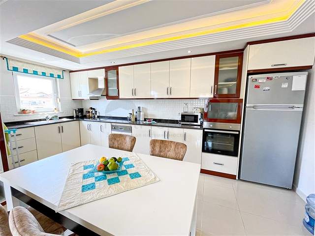 شقة فسيحة مع موقع مناسب في منطقة أوبا شقة فسيحة مع موقع مناسب في منطقة أوبا