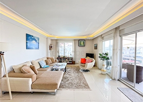 شقة فسيحة مع موقع مناسب في منطقة أوبا شقة فسيحة مع موقع مناسب في منطقة أوبا