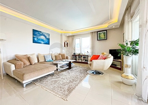 شقة فسيحة مع موقع مناسب في منطقة أوبا شقة فسيحة مع موقع مناسب في منطقة أوبا