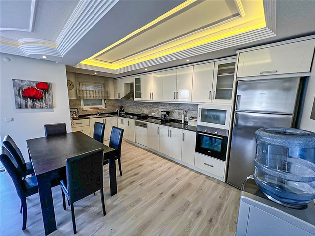 شقة مفروشة 2 + 1 في منطقة أوبا