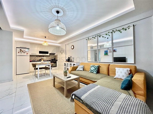 شقة فسيحة 1 + 1 في منطقة محمودلار 